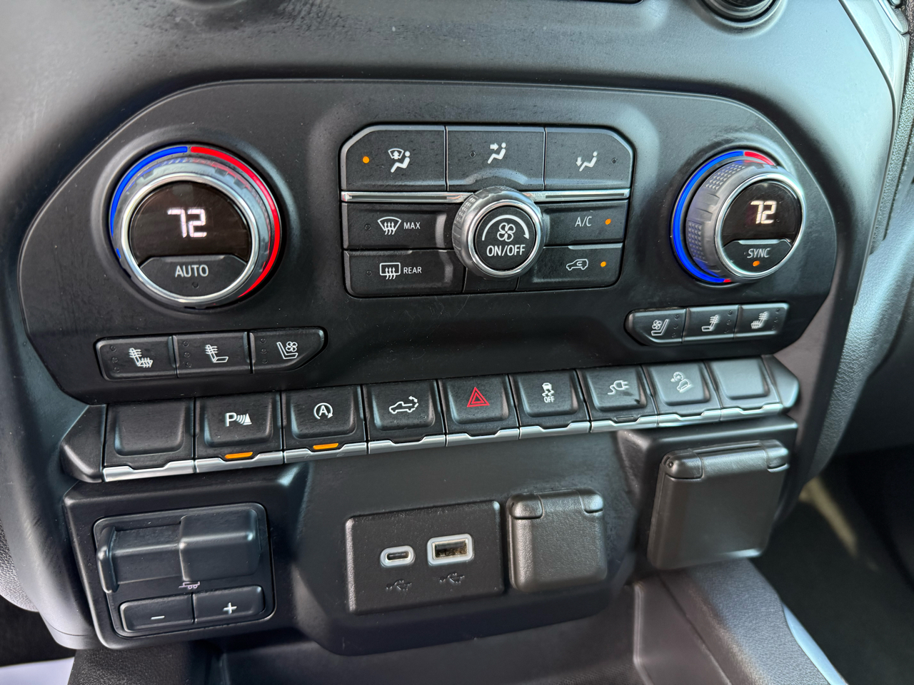 Chevrolet Silverado 1500 4WD Crew Cab 147" LTZ 2021