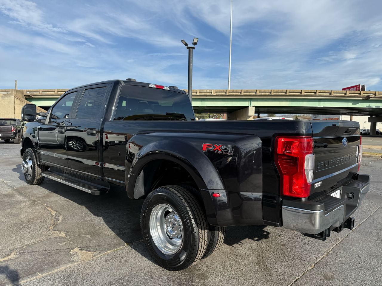 Ford Super Duty F-350 DRW  2022