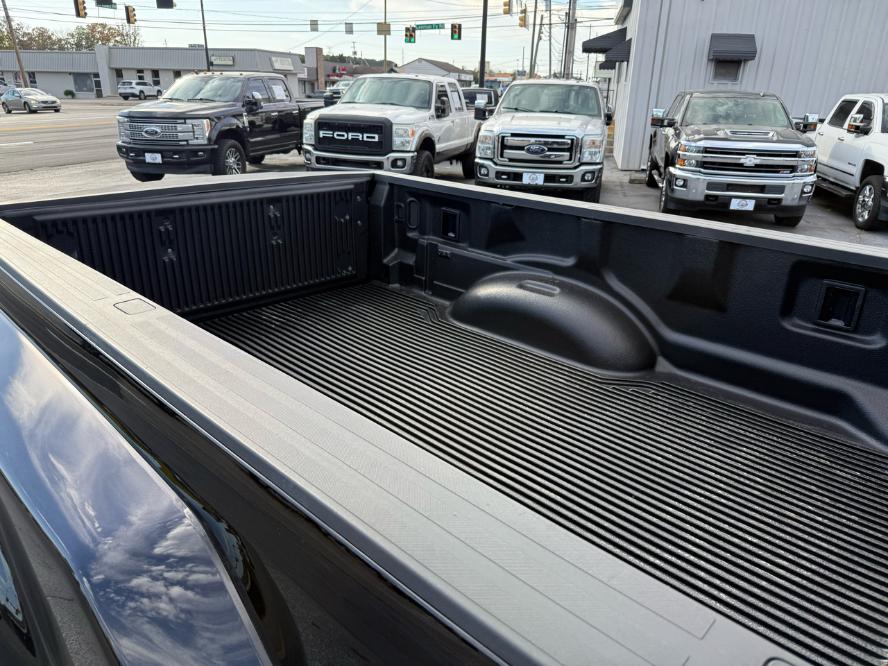 Ford Super Duty F-350 DRW  2022