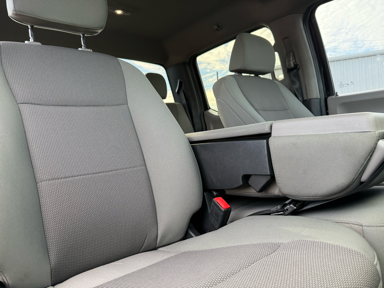 Ford Super Duty F-350 DRW  2022