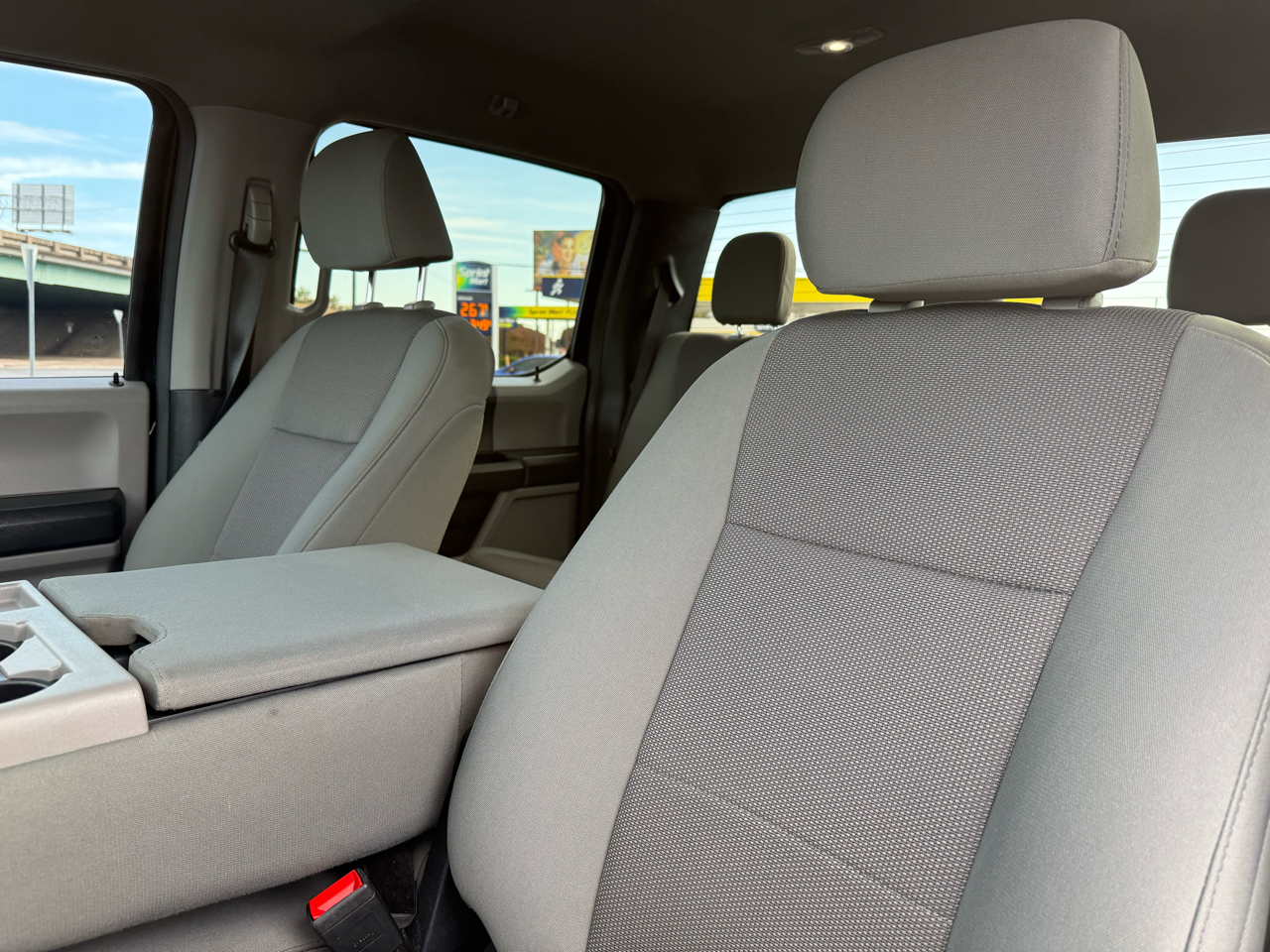 Ford Super Duty F-350 DRW  2022