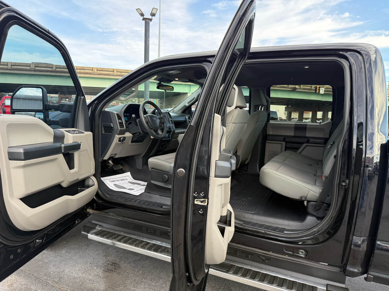 Ford Super Duty F-350 DRW  2022