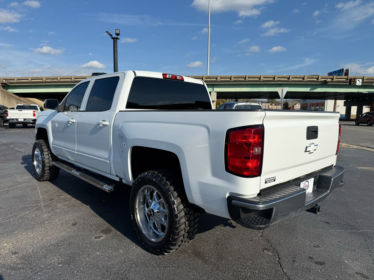 Chevrolet Silverado 1500 4WD Crew Cab 143.5" LT w/1LT 2016