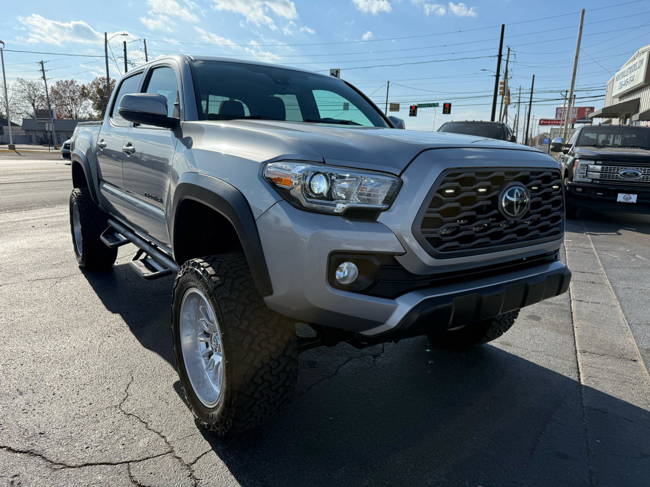 Toyota Tacoma 4WD TRD Off Road Double Cab 5' Bed V6 MT (Natl) 2020