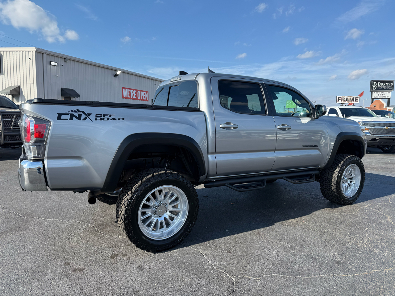 Toyota Tacoma 4WD TRD Off Road Double Cab 5' Bed V6 MT (Natl) 2020