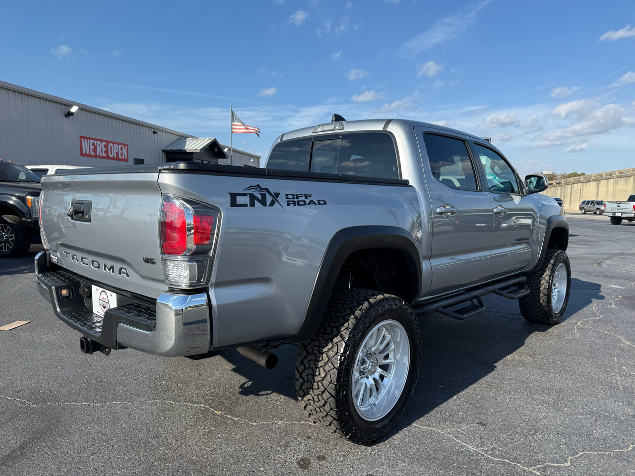 Toyota Tacoma 4WD TRD Off Road Double Cab 5' Bed V6 MT (Natl) 2020