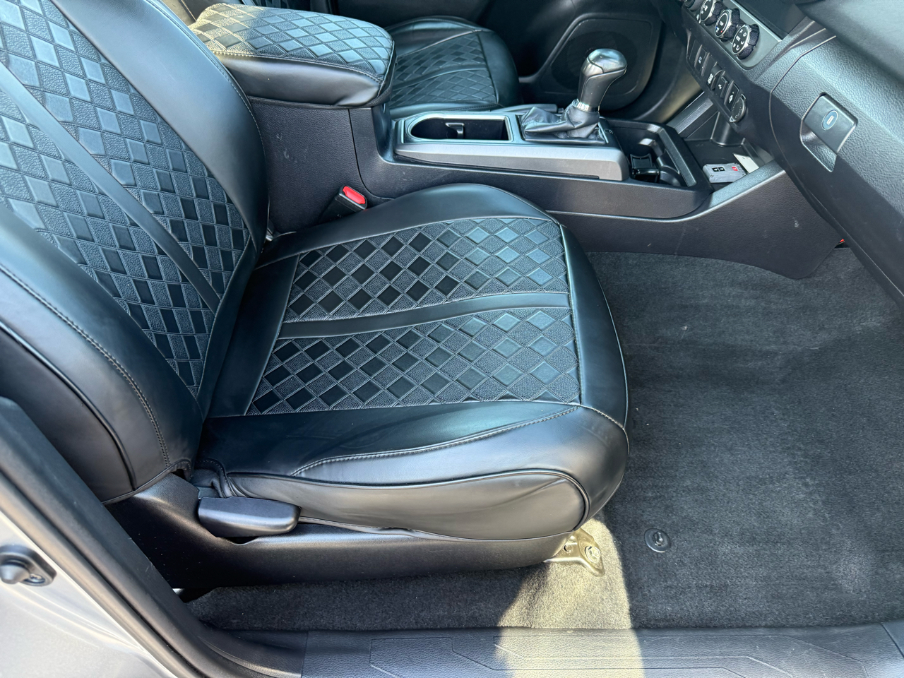 Toyota Tacoma 4WD TRD Off Road Double Cab 5' Bed V6 MT (Natl) 2020