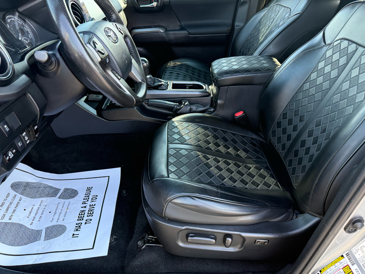 Toyota Tacoma 4WD TRD Off Road Double Cab 5' Bed V6 MT (Natl) 2020