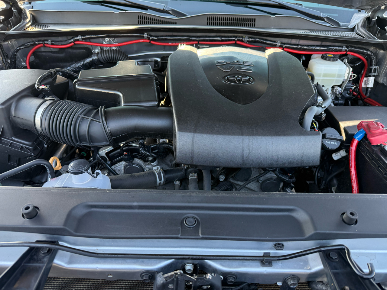 Toyota Tacoma 4WD TRD Off Road Double Cab 5' Bed V6 MT (Natl) 2020