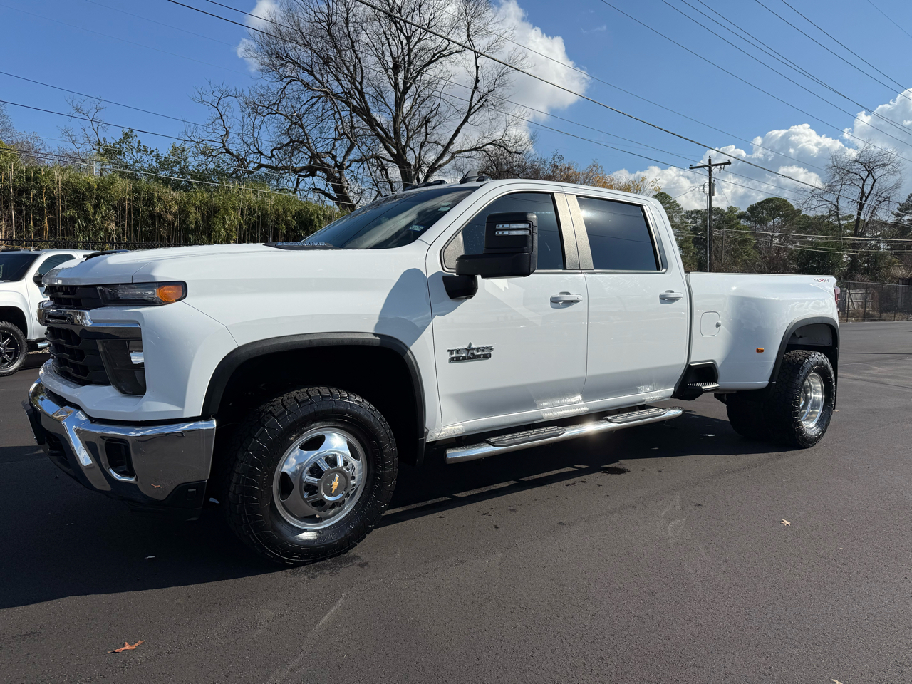 2024 Chevrolet Silverado 3500HD LT photo 2