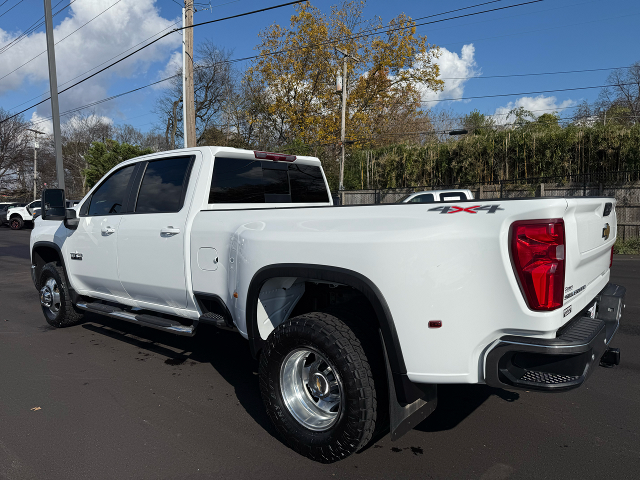 Chevrolet Silverado 3500HD 4WD Crew Cab 172" LT 2024