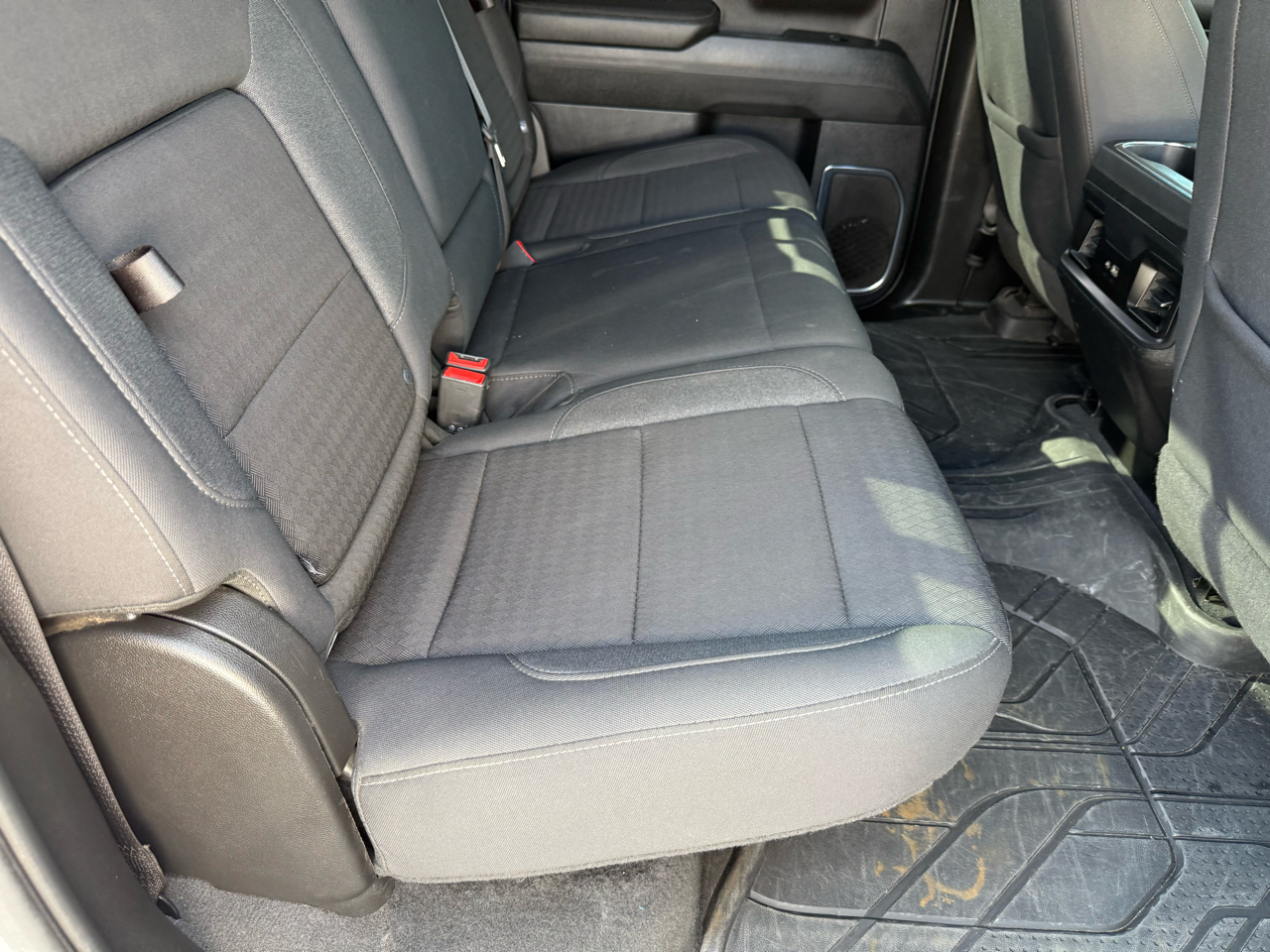 Chevrolet Silverado 3500HD 4WD Crew Cab 172" LT 2024