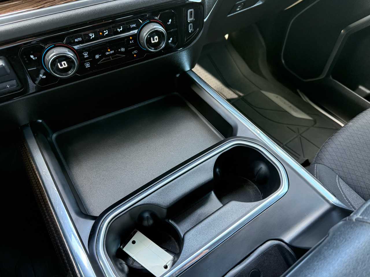 Chevrolet Silverado 3500HD 4WD Crew Cab 172" LT 2024