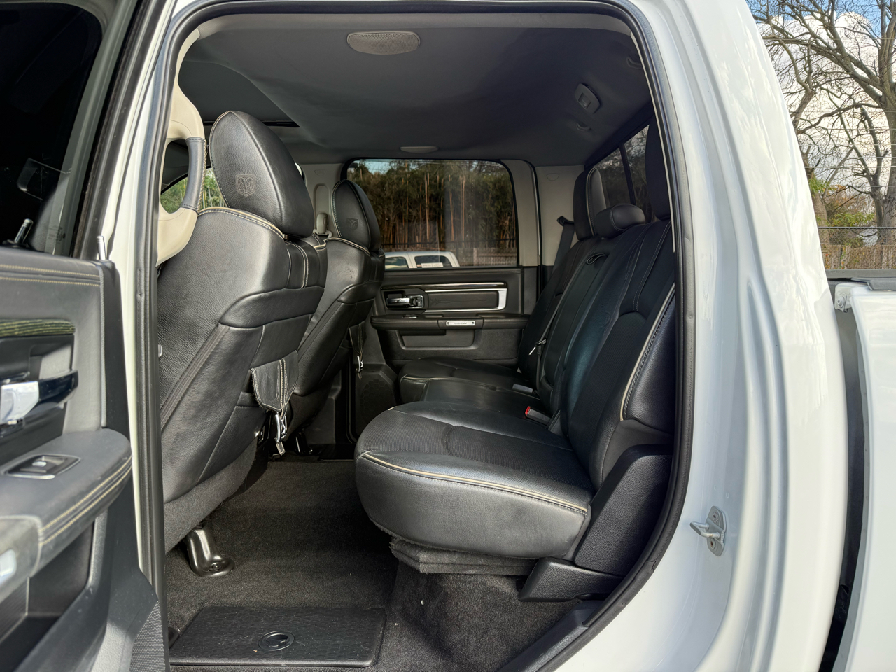 RAM 3500 4WD Crew Cab 169" Longhorn Limited 2015