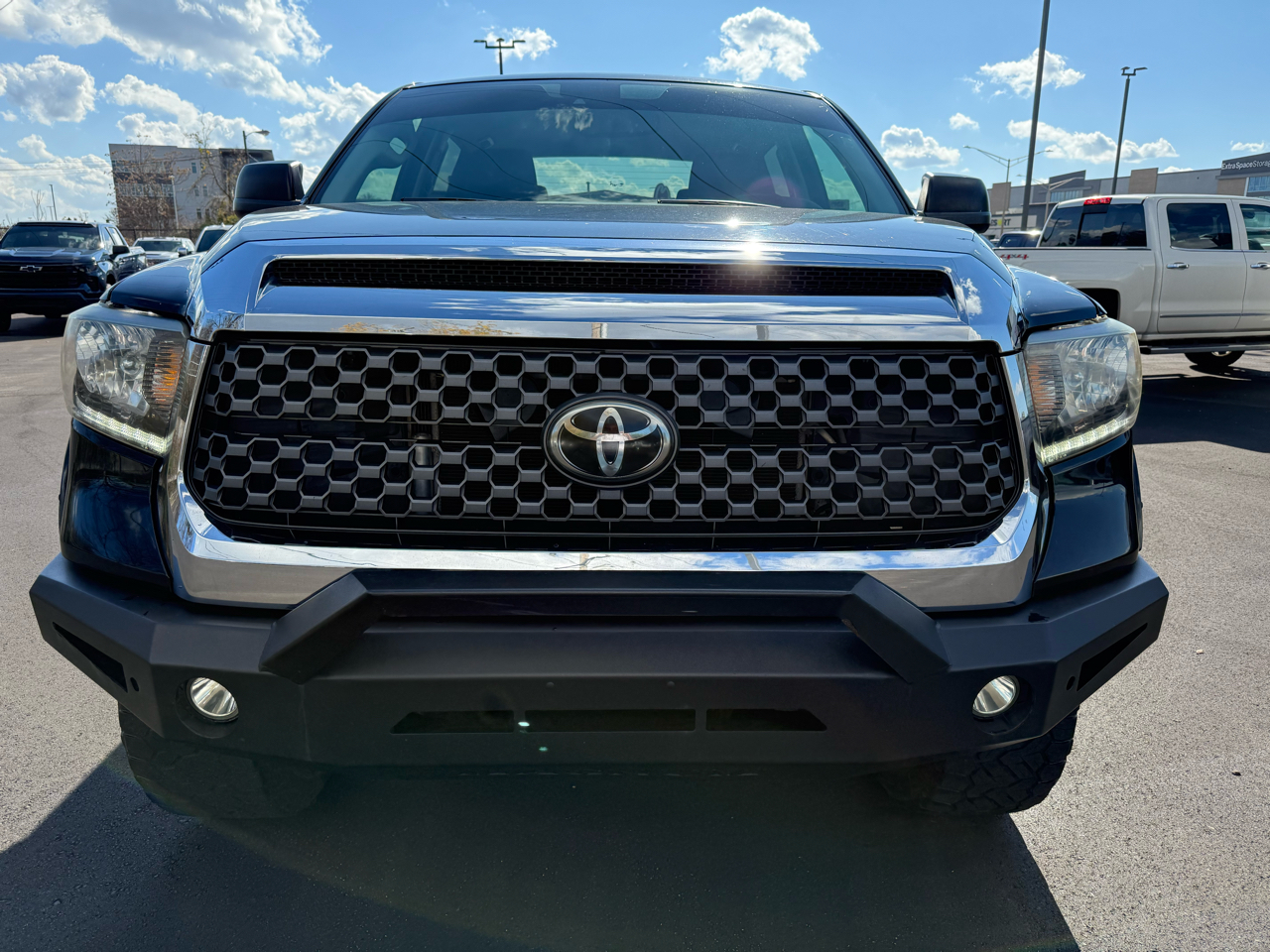 Toyota Tundra 4WD SR5 CrewMax 5.5' Bed 5.7L (Natl) 2020
