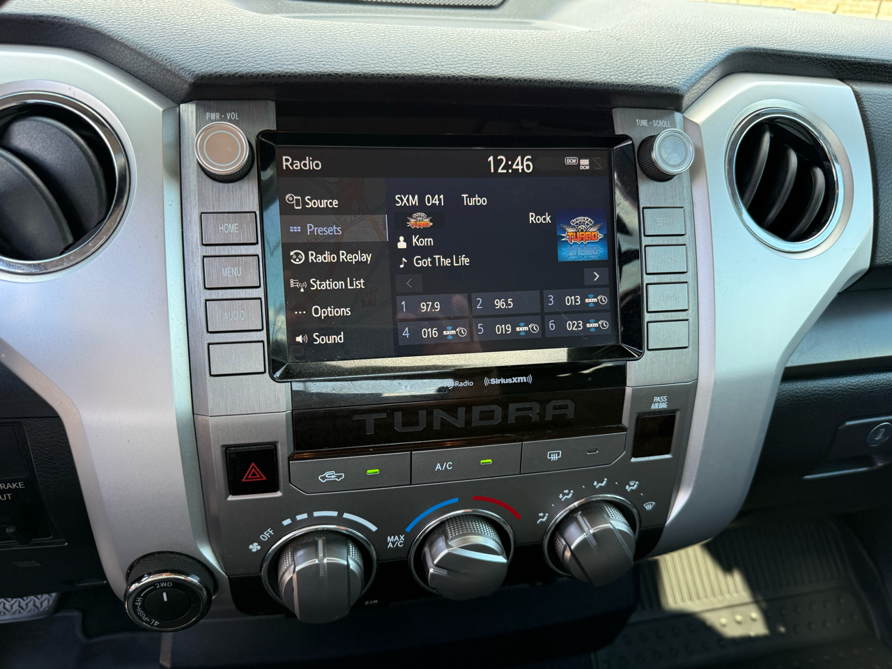 Toyota Tundra 4WD SR5 CrewMax 5.5' Bed 5.7L (Natl) 2020