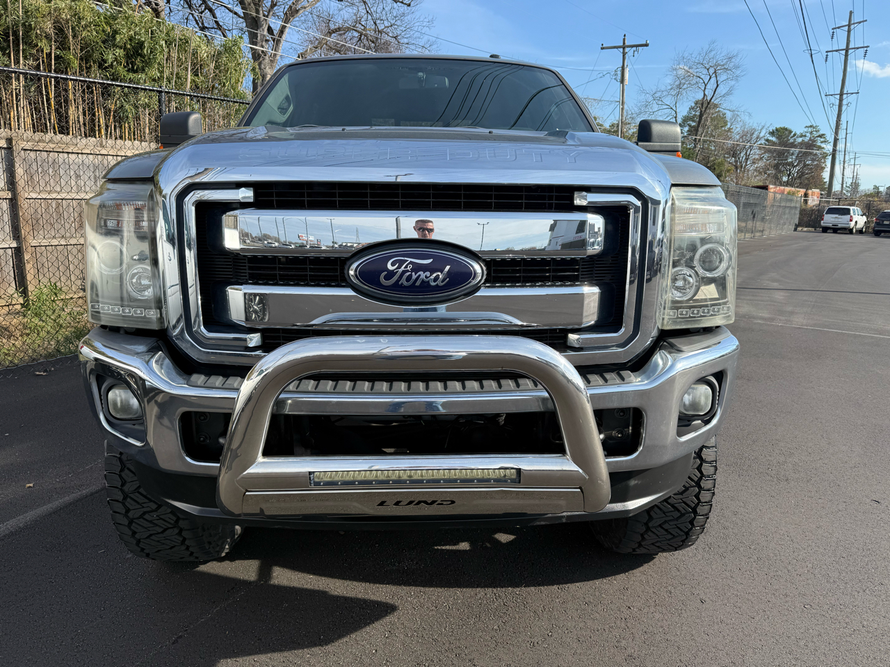 2012 Ford F-250 Lariat photo 2