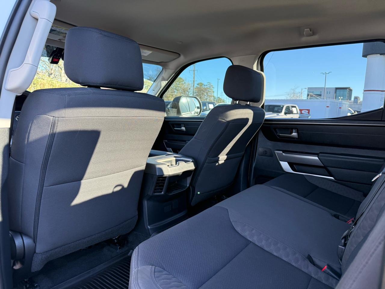 Toyota Tundra 4WD SR5 CrewMax 5.5' Bed (Natl) 2023