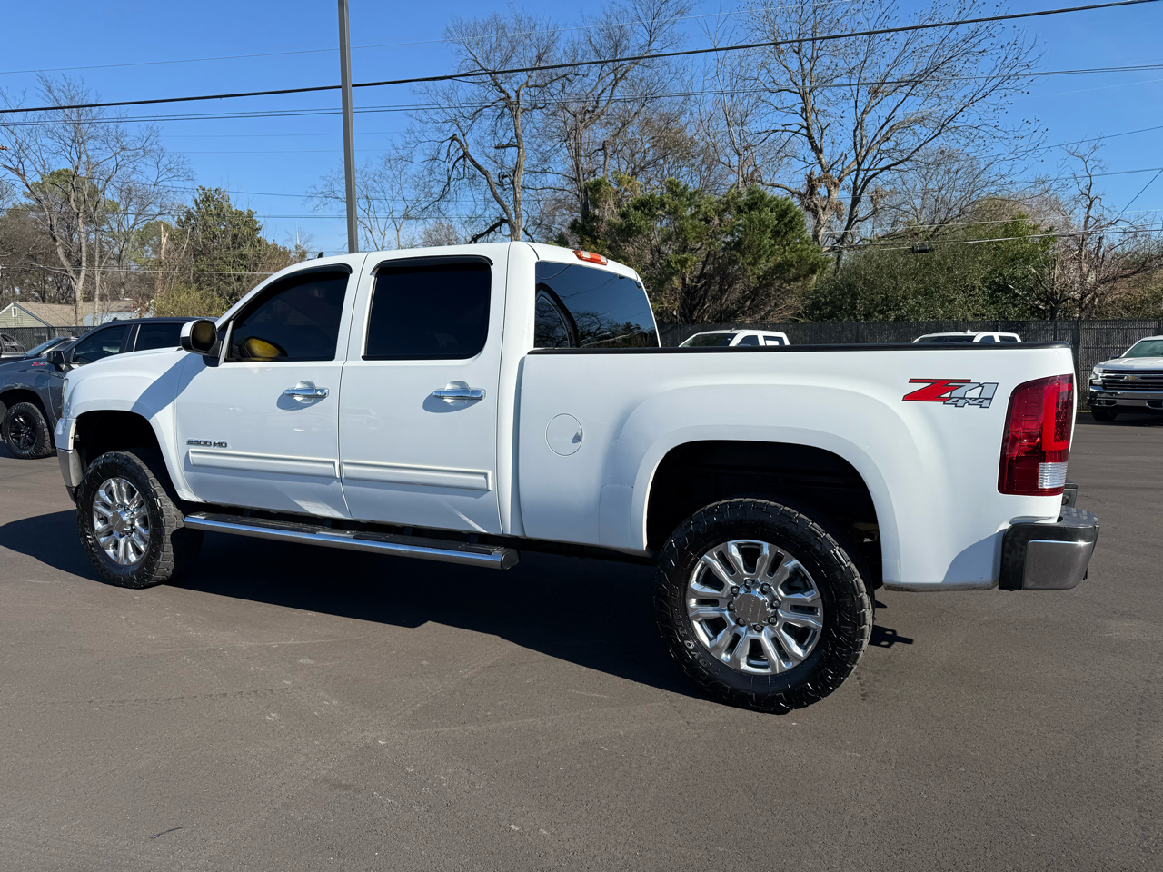 GMC Sierra 2500HD 4WD Crew Cab 153.7" SLT 2011