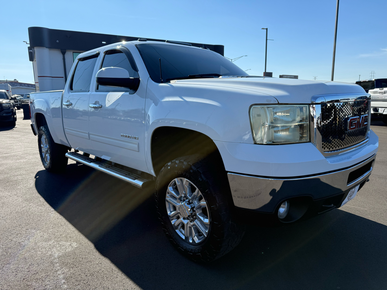 GMC Sierra 2500HD 4WD Crew Cab 153.7" SLT 2011
