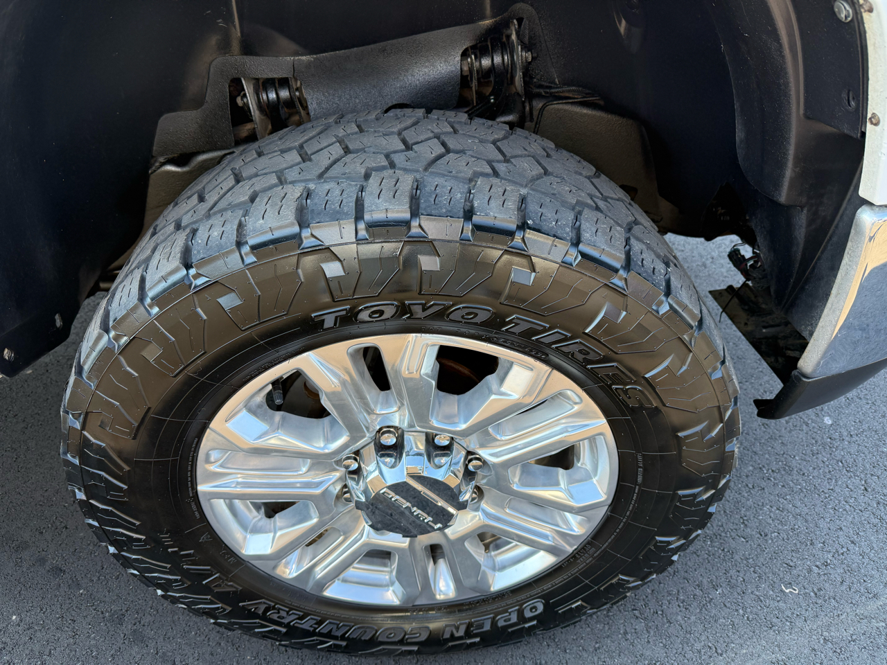 GMC Sierra 2500HD 4WD Crew Cab 153.7" SLT 2011