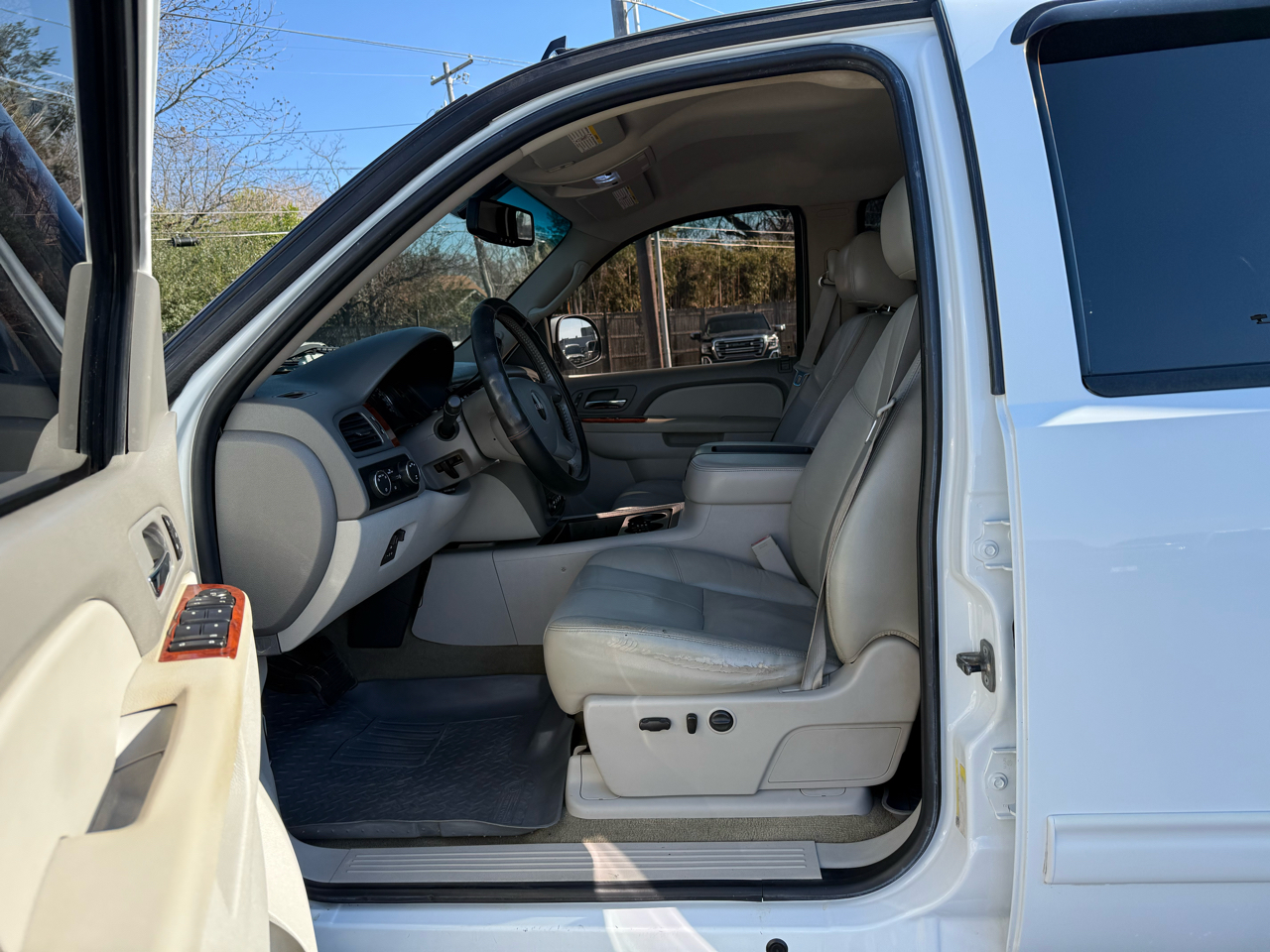 GMC Sierra 2500HD 4WD Crew Cab 153.7" SLT 2011