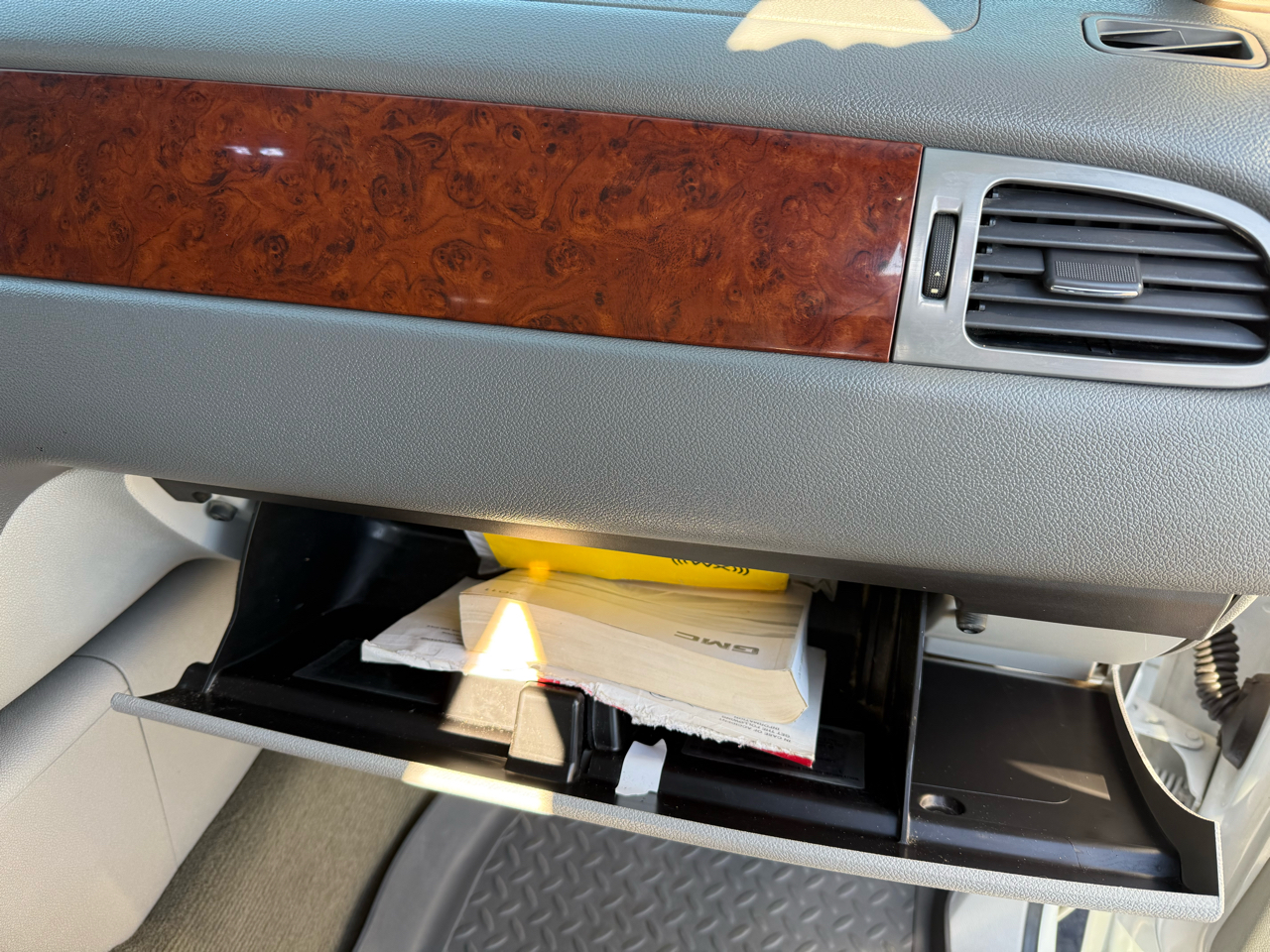 GMC Sierra 2500HD 4WD Crew Cab 153.7" SLT 2011