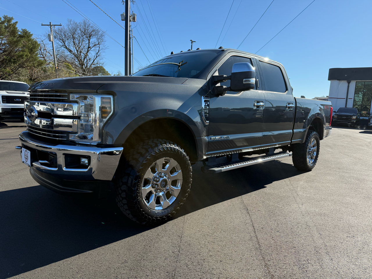 Ford Super Duty F-250 SRW Lariat 4WD Crew Cab 6.75' Box 2019