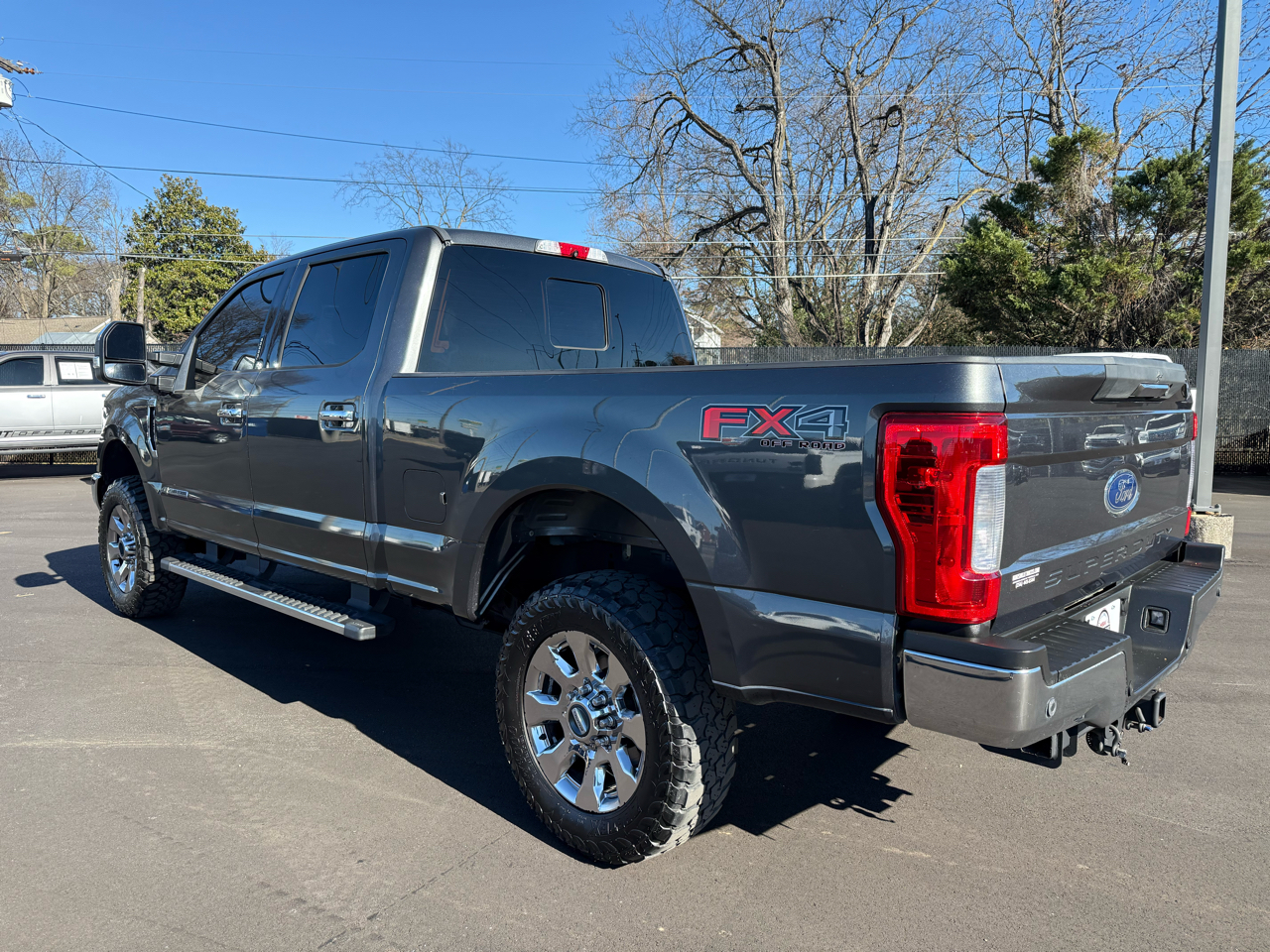 Ford Super Duty F-250 SRW Lariat 4WD Crew Cab 6.75' Box 2019