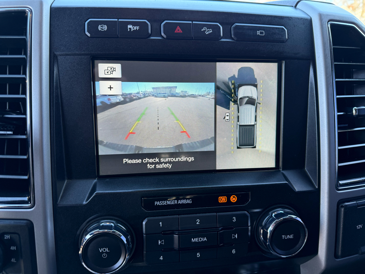 Ford Super Duty F-250 SRW Lariat 4WD Crew Cab 6.75' Box 2019