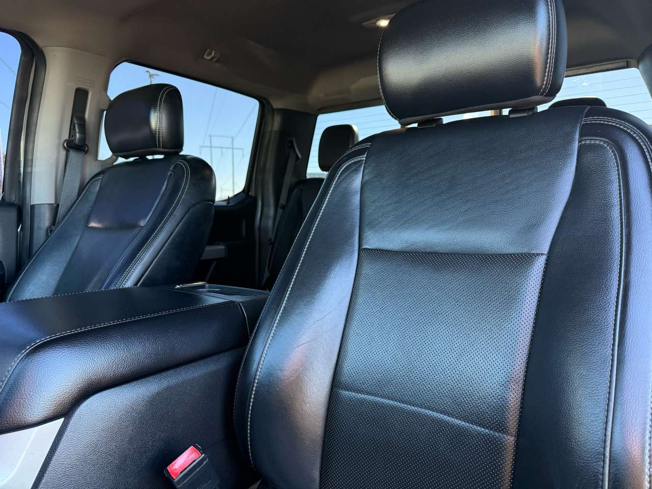 Ford Super Duty F-250 SRW Lariat 4WD Crew Cab 6.75' Box 2019