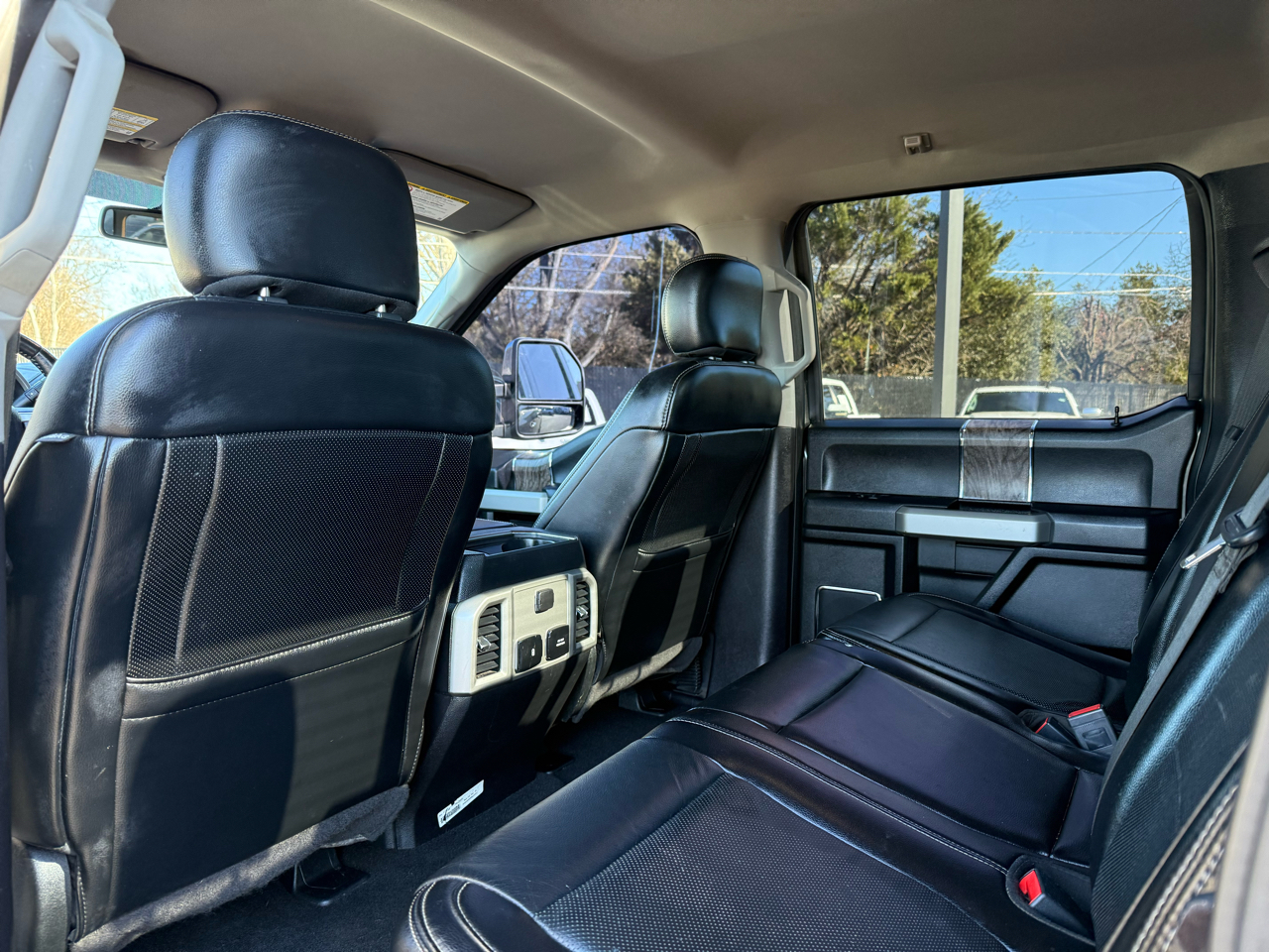 Ford Super Duty F-250 SRW Lariat 4WD Crew Cab 6.75' Box 2019