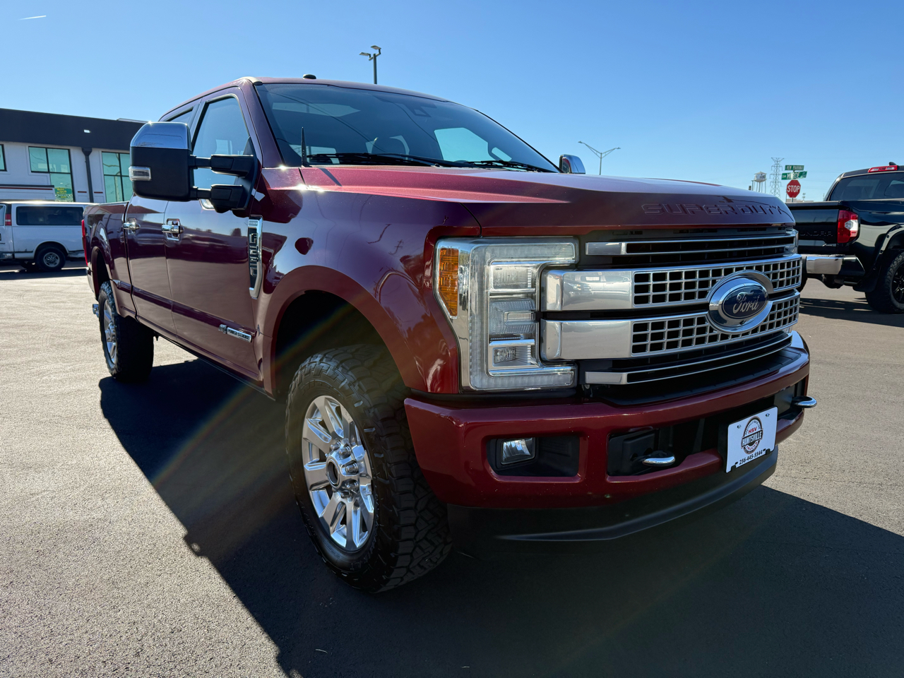 Ford Super Duty F-250 SRW Platinum 4WD Crew Cab 6.75' Box 2017