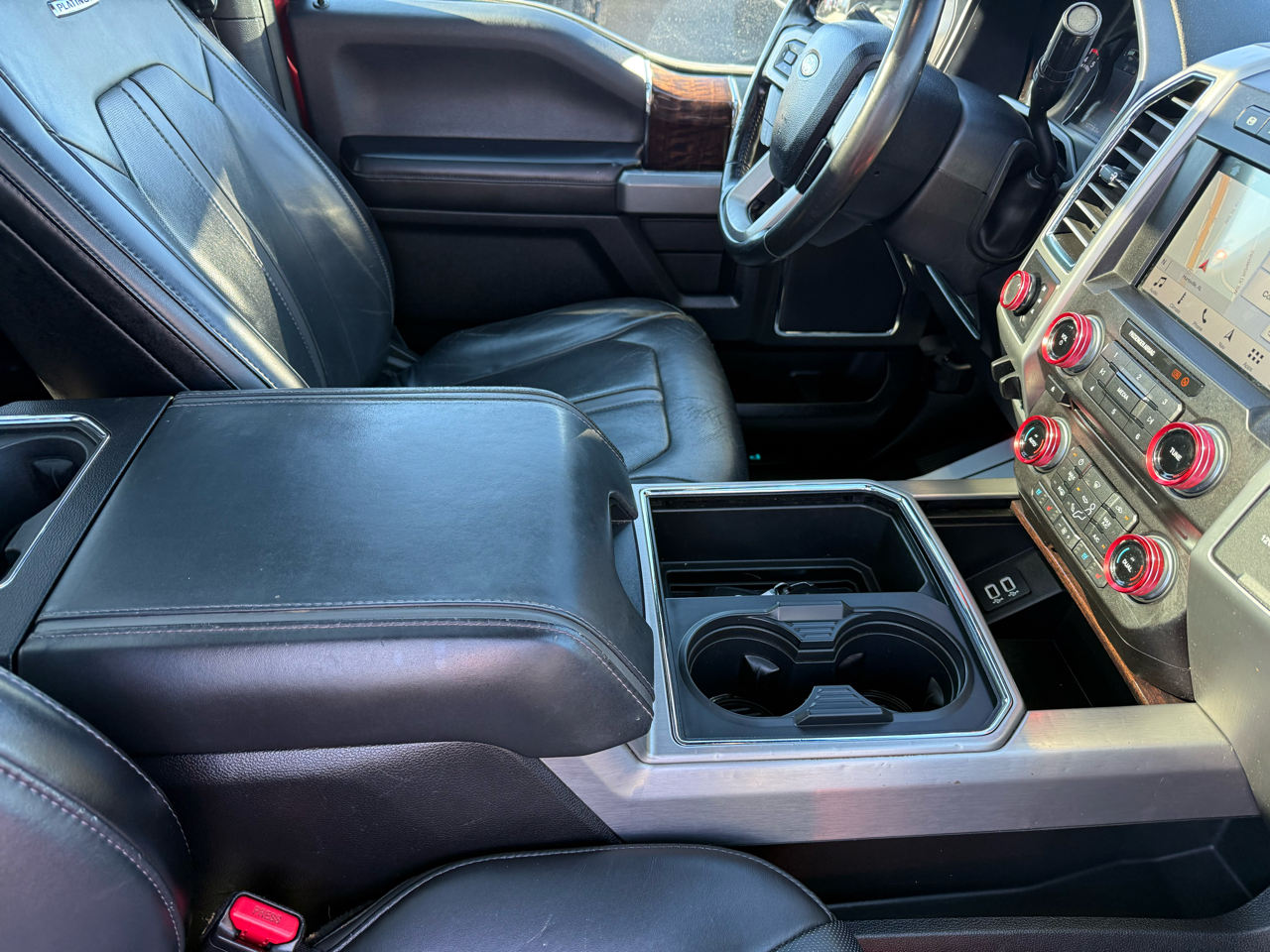 Ford Super Duty F-250 SRW Platinum 4WD Crew Cab 6.75' Box 2017