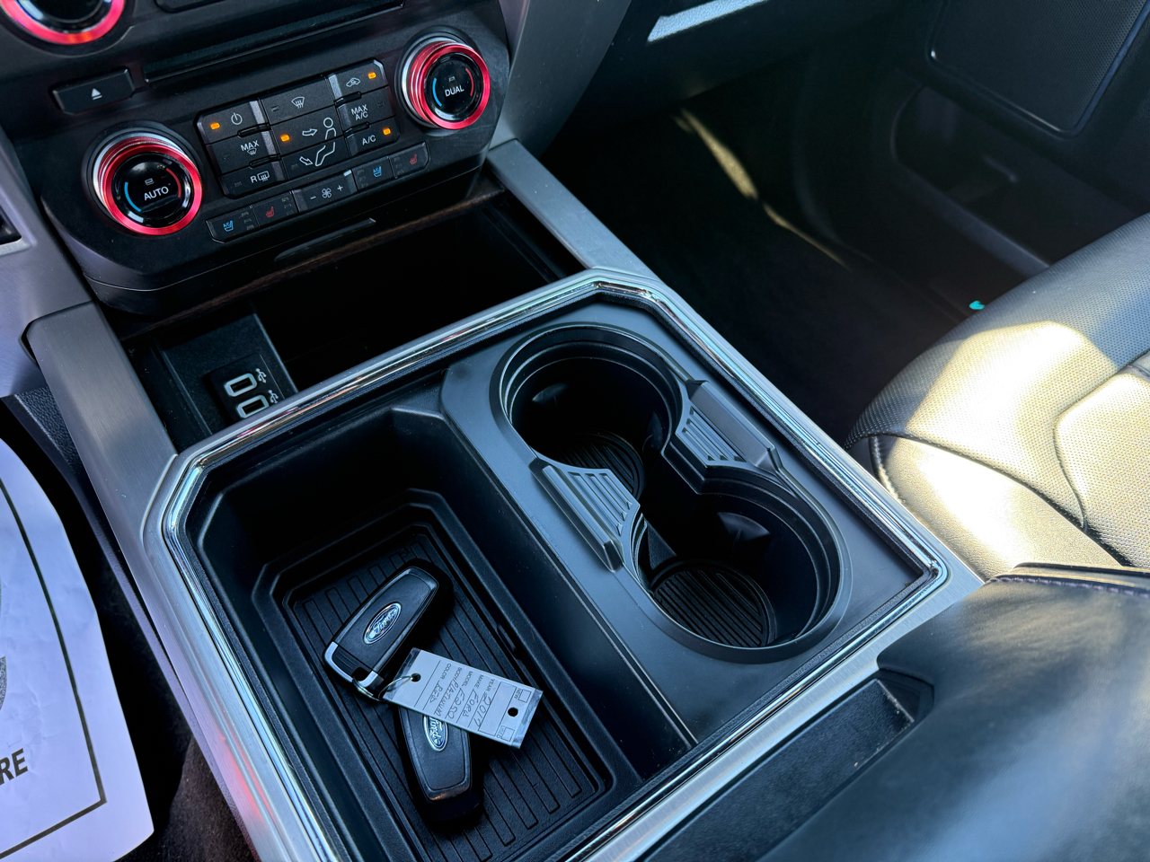 Ford Super Duty F-250 SRW Platinum 4WD Crew Cab 6.75' Box 2017