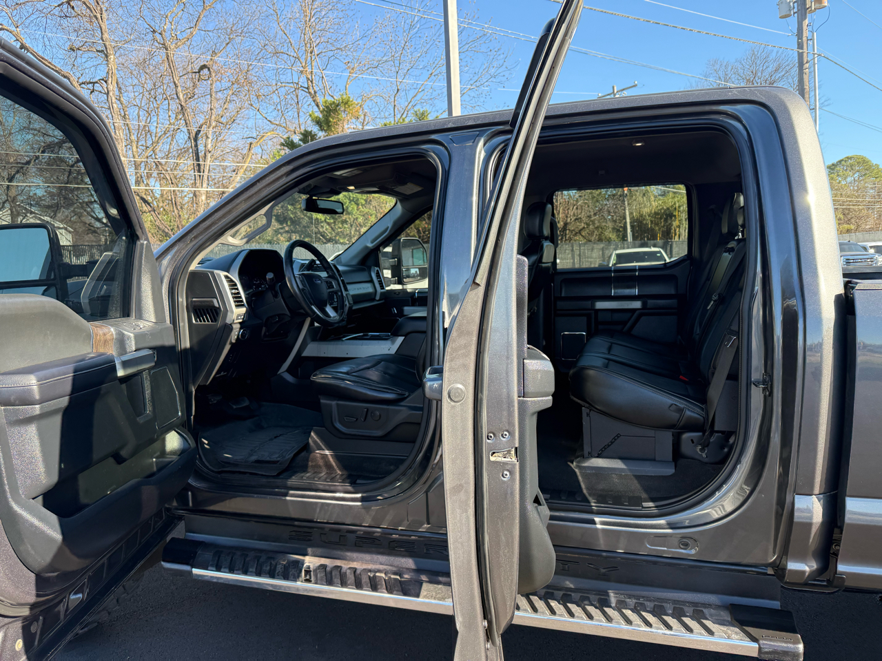 Ford Super Duty F-250 SRW Lariat 4WD Crew Cab 6.75' Box 2020