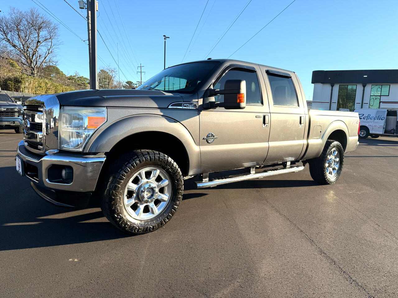 Ford Super Duty F-250 SRW Lariat 4WD Crew Cab 6.75' Box 2012