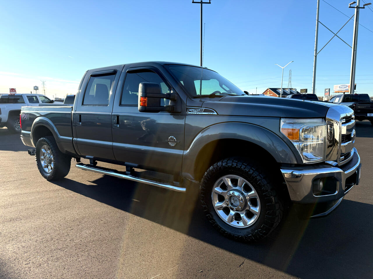 Ford Super Duty F-250 SRW Lariat 4WD Crew Cab 6.75' Box 2012
