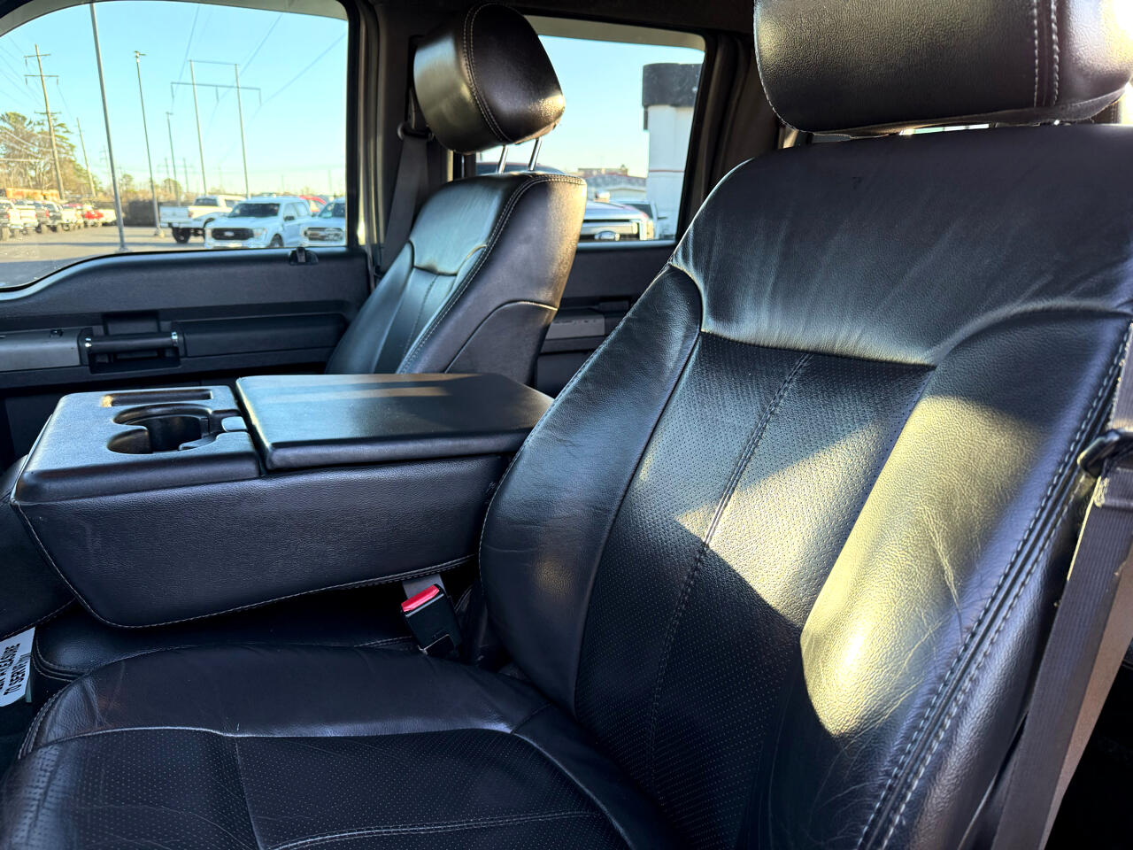 Ford Super Duty F-250 SRW Lariat 4WD Crew Cab 6.75' Box 2012