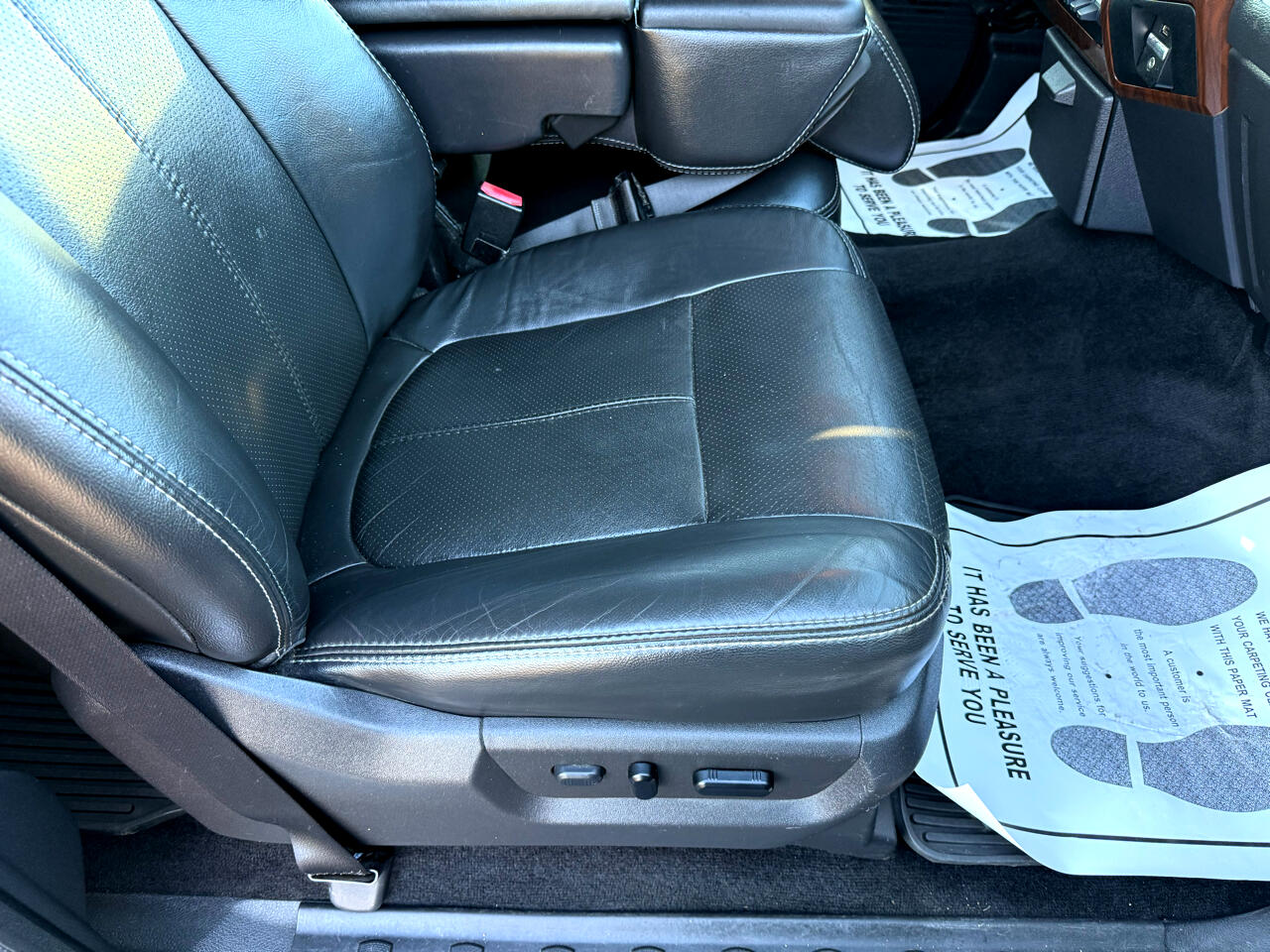 Ford Super Duty F-250 SRW Lariat 4WD Crew Cab 6.75' Box 2012