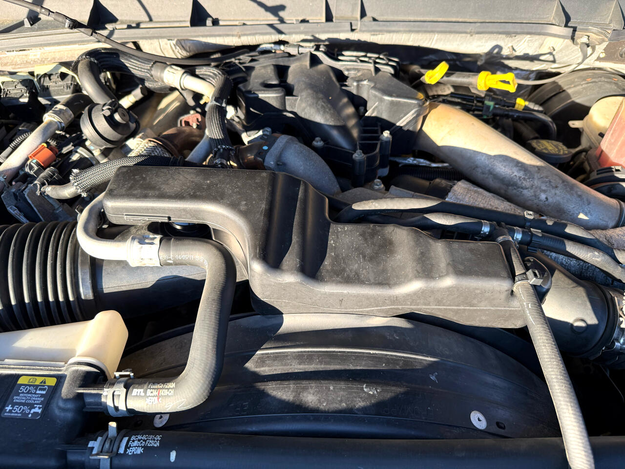 Ford Super Duty F-250 SRW Lariat 4WD Crew Cab 6.75' Box 2012