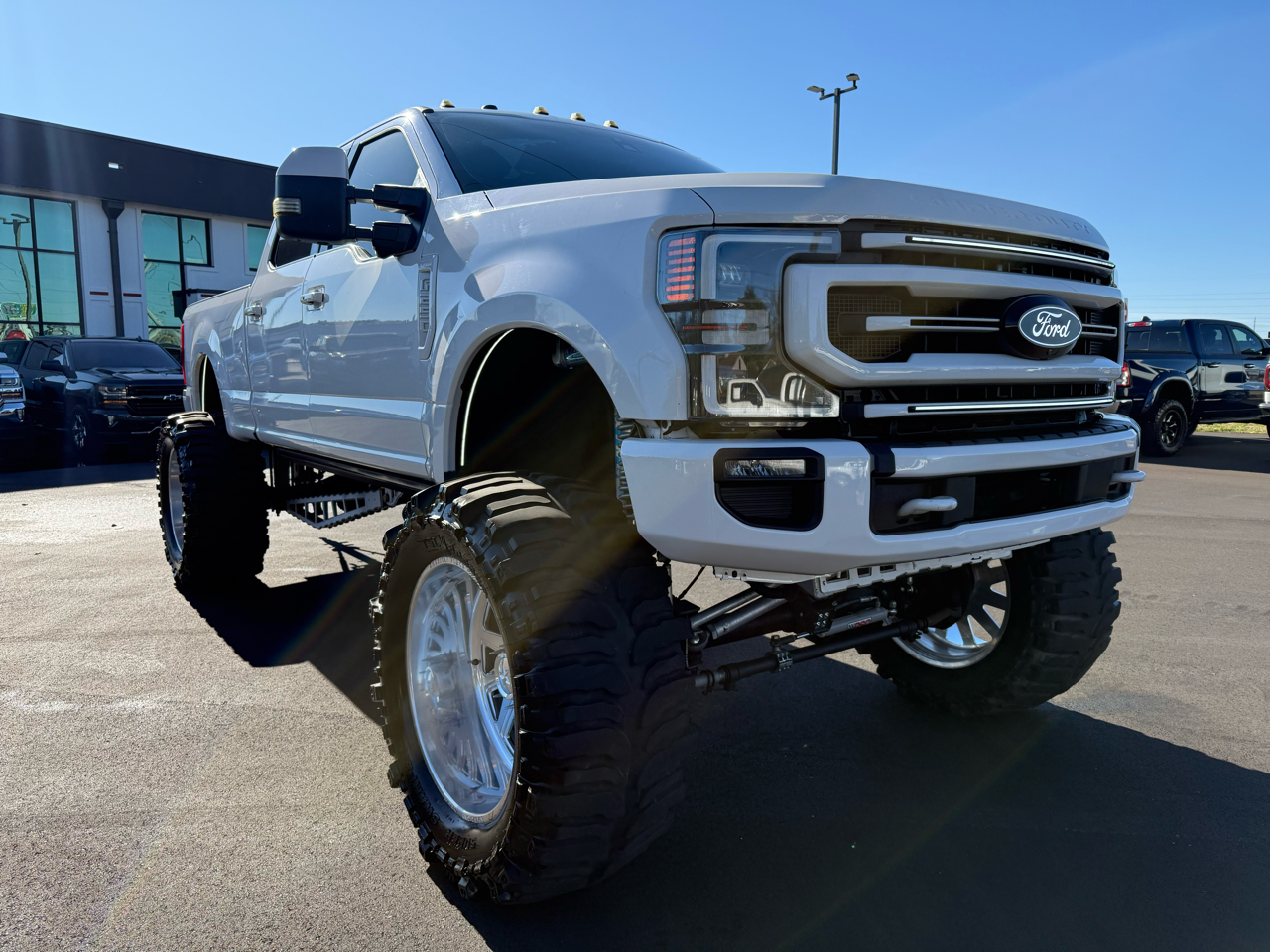 Ford Super Duty F-250 SRW Platinum 4WD Crew Cab 6.75' Box 2018