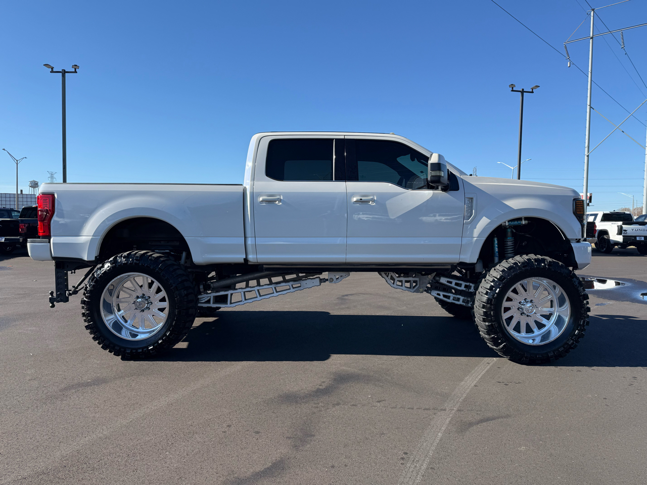 Ford Super Duty F-250 SRW Platinum 4WD Crew Cab 6.75' Box 2018