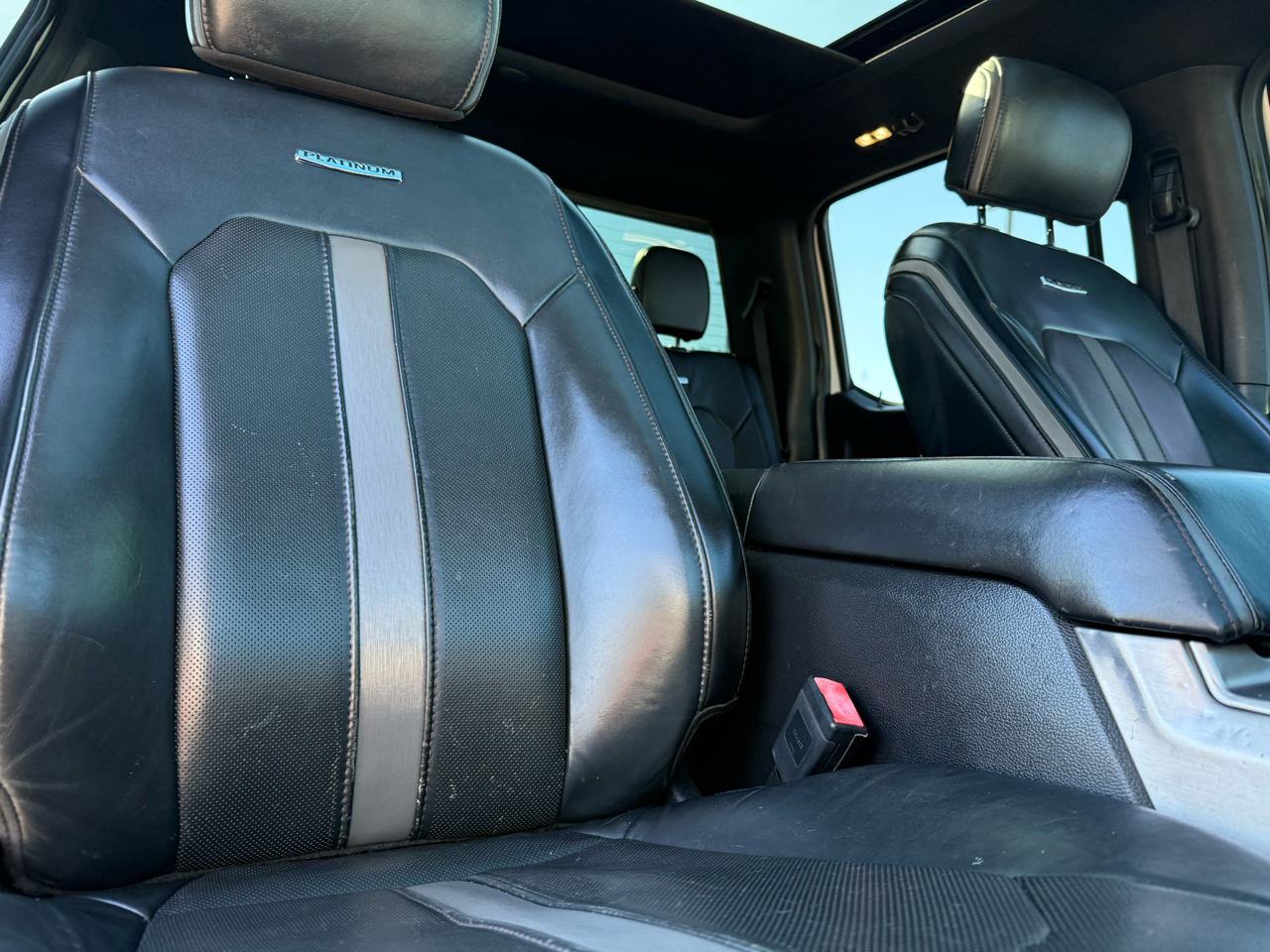 Ford Super Duty F-250 SRW Platinum 4WD Crew Cab 6.75' Box 2018