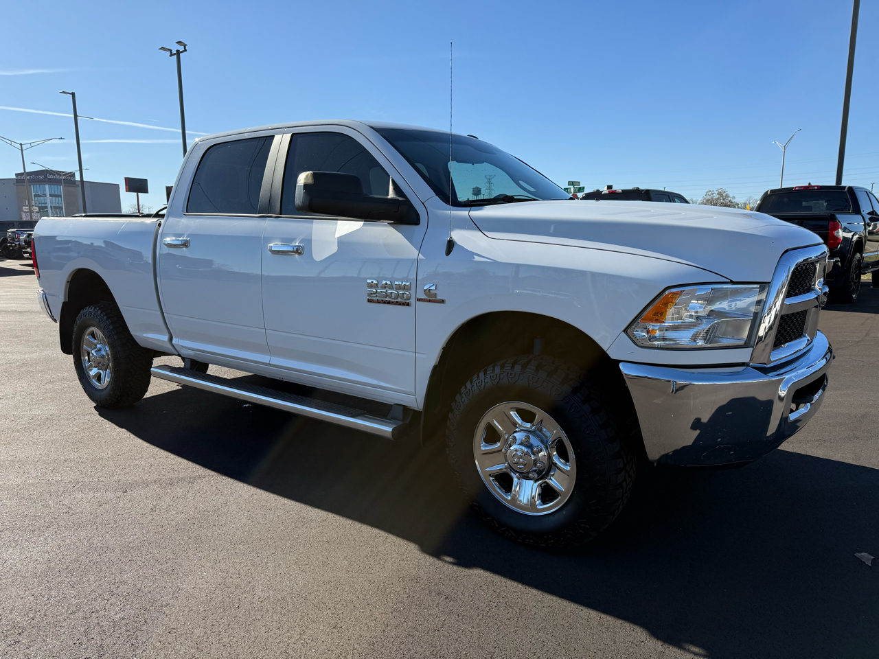 RAM 2500 SLT 4x4 Crew Cab 6'4" Box 2018