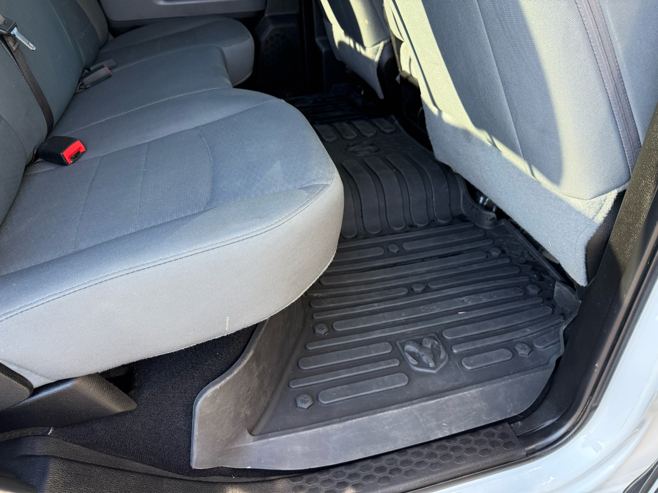 RAM 2500 SLT 4x4 Crew Cab 6'4" Box 2018