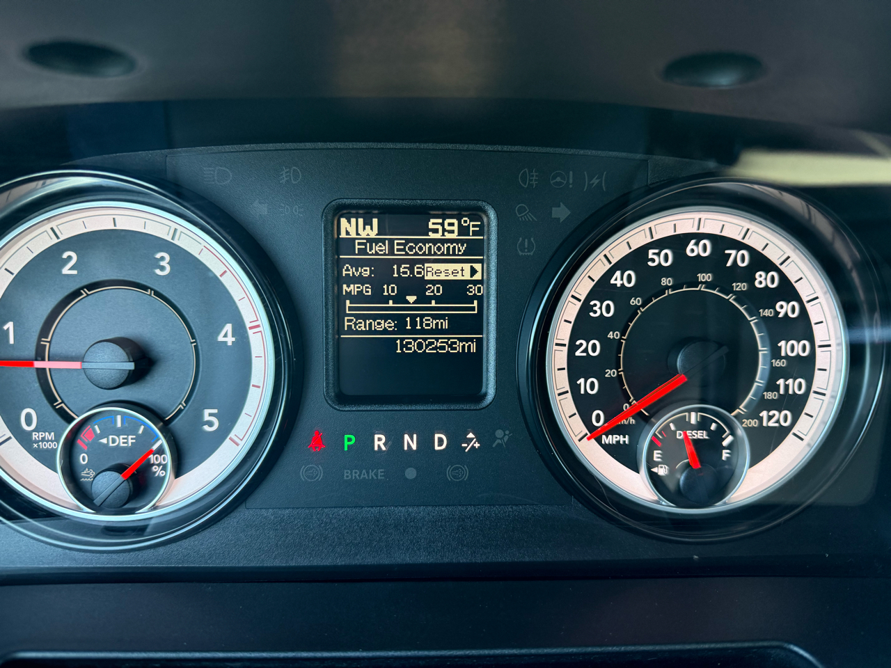 RAM 2500 SLT 4x4 Crew Cab 6'4" Box 2018