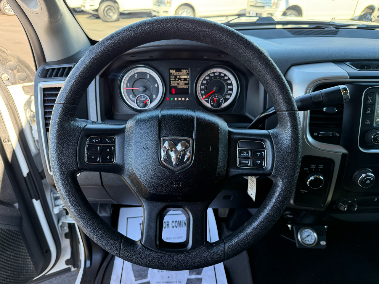 RAM 2500 SLT 4x4 Crew Cab 6'4" Box 2018