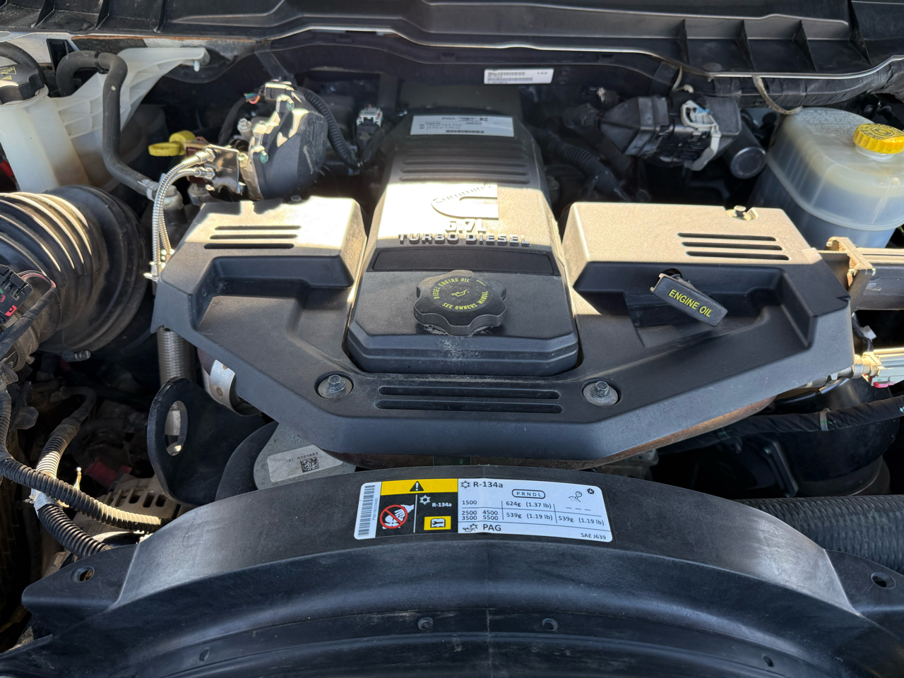 RAM 2500 SLT 4x4 Crew Cab 6'4" Box 2018