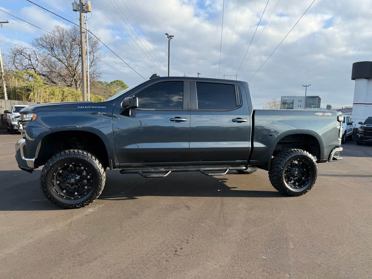 Chevrolet Silverado 1500 4WD Crew Cab 147" LT 2019